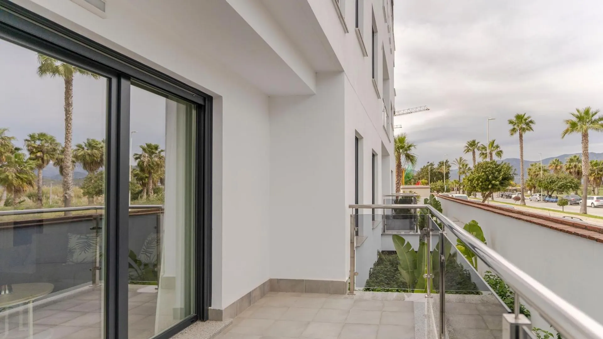 Rentitspain Trm 4 Nasila Beach - Especial Frontex Motril